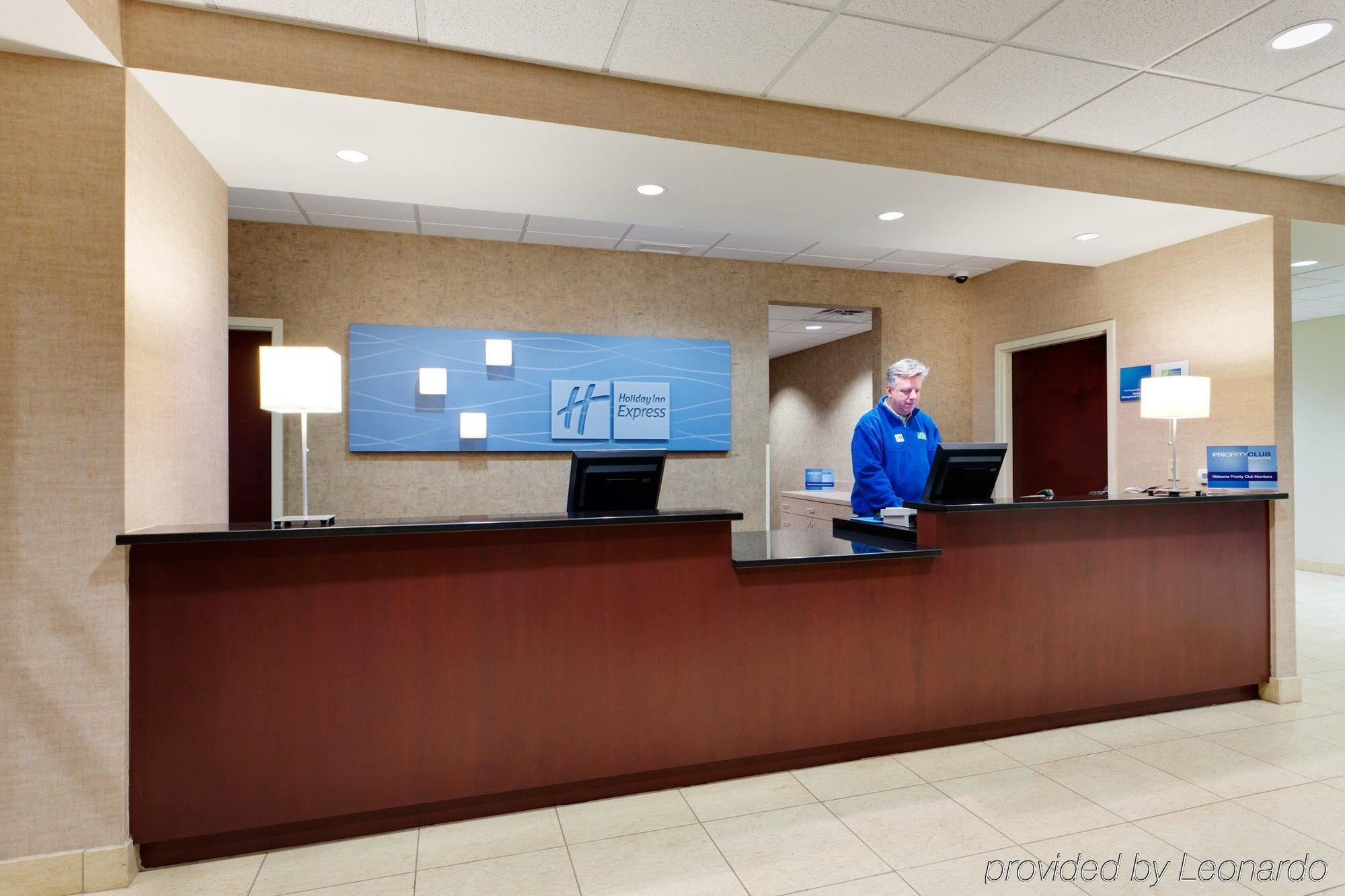 Holiday Inn Express Haskell-Wayne Area By Ihg Интериор снимка