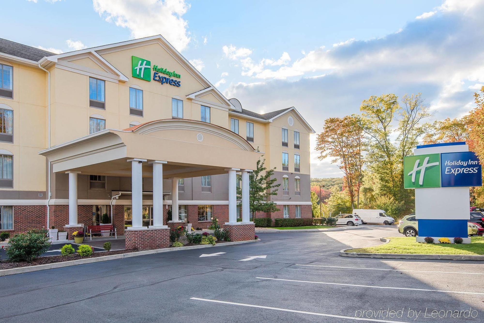 Holiday Inn Express Haskell-Wayne Area By Ihg Екстериор снимка
