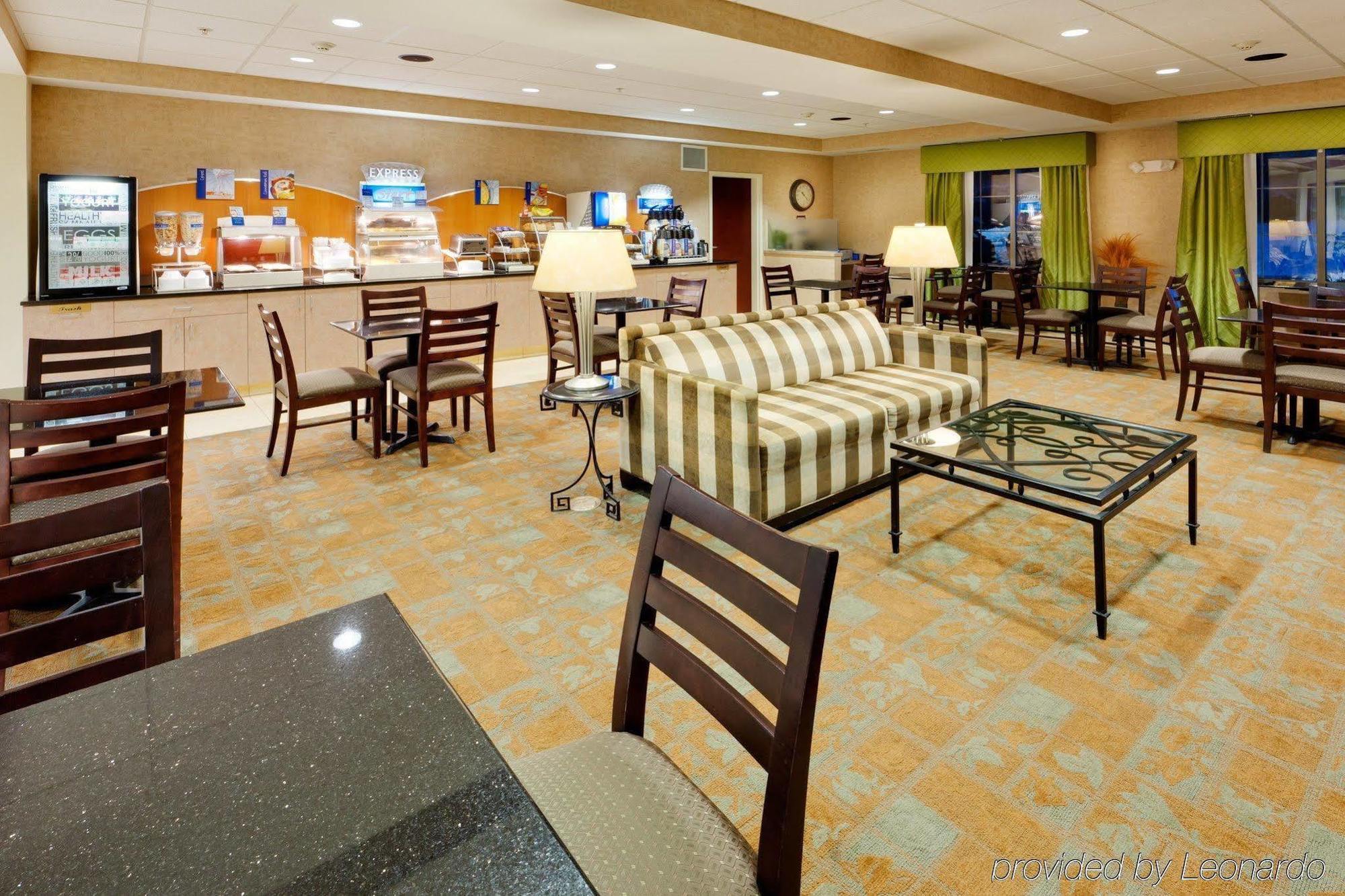 Holiday Inn Express Haskell-Wayne Area By Ihg Интериор снимка